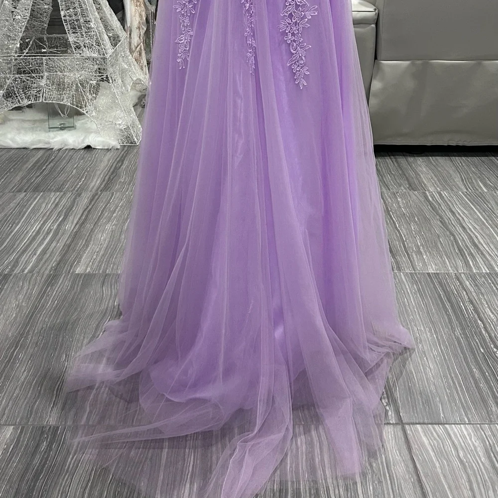 NWOT 💜 Lilac Lavender Gown/Dress - Picture 10 of 17